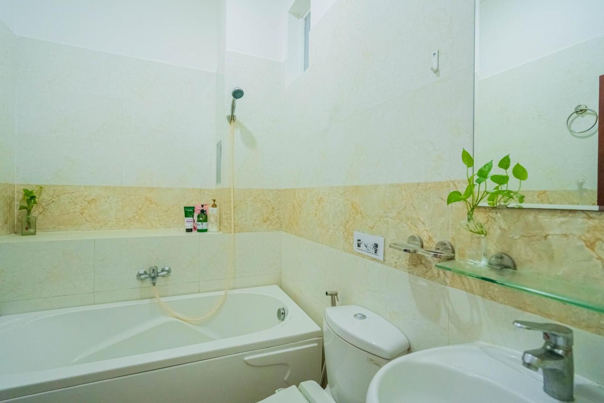 Lalahouse Riverside Residence Хошимин Екстериор снимка